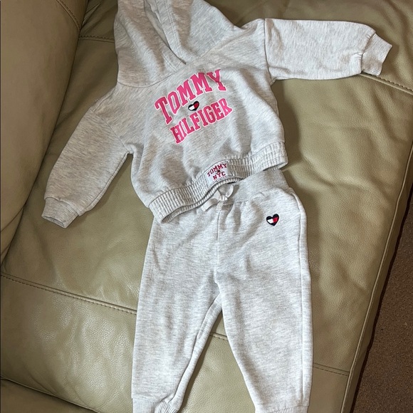 Tommy Hilfiger Other - Tommy Hilfiger Light Gray Baby Set with Pink Accents 18 months